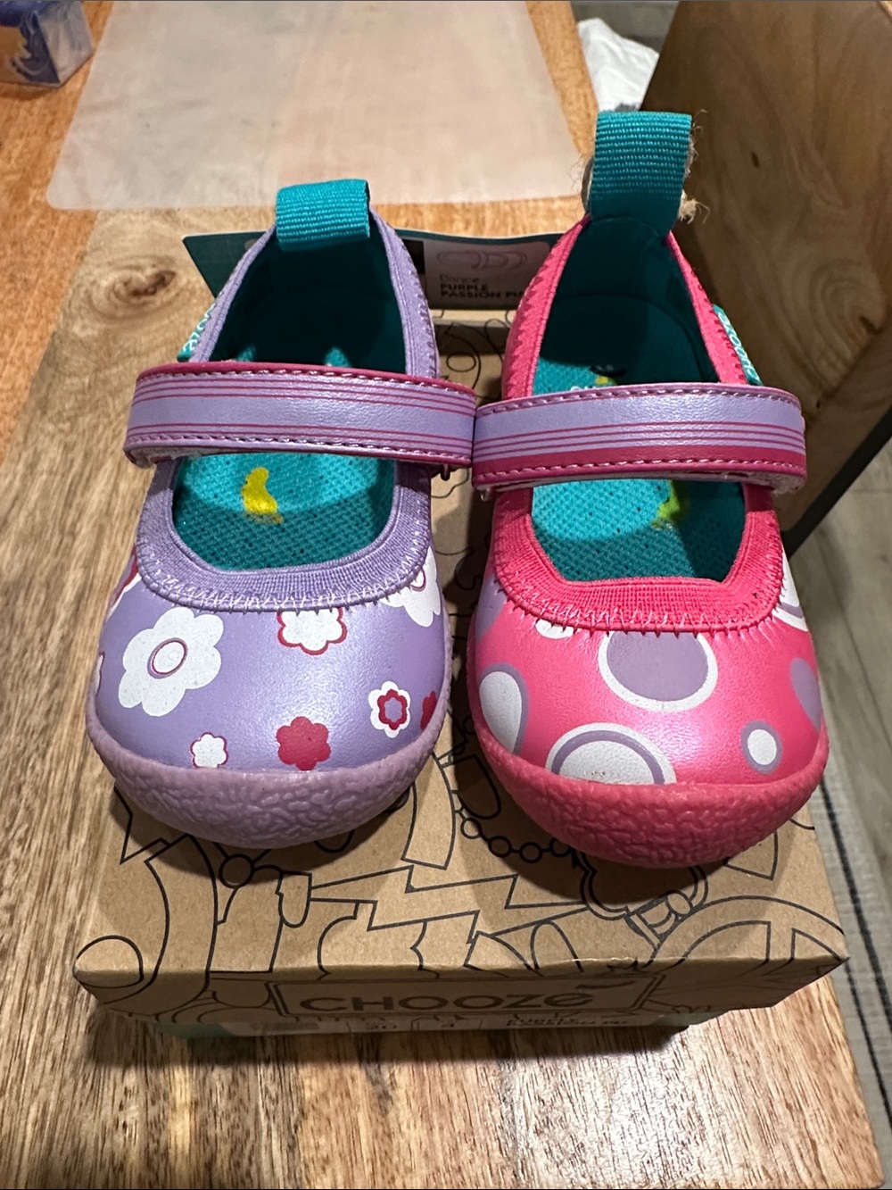 Chooze Toddler Size 5 Mary Jane Shoes - Pink and Purple